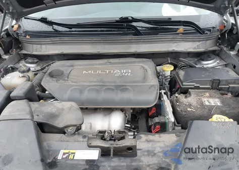 2017 Jeep Cherokee Sport 4X4 из США, поврежденный, VIN 1C4PJMAB5HW666153